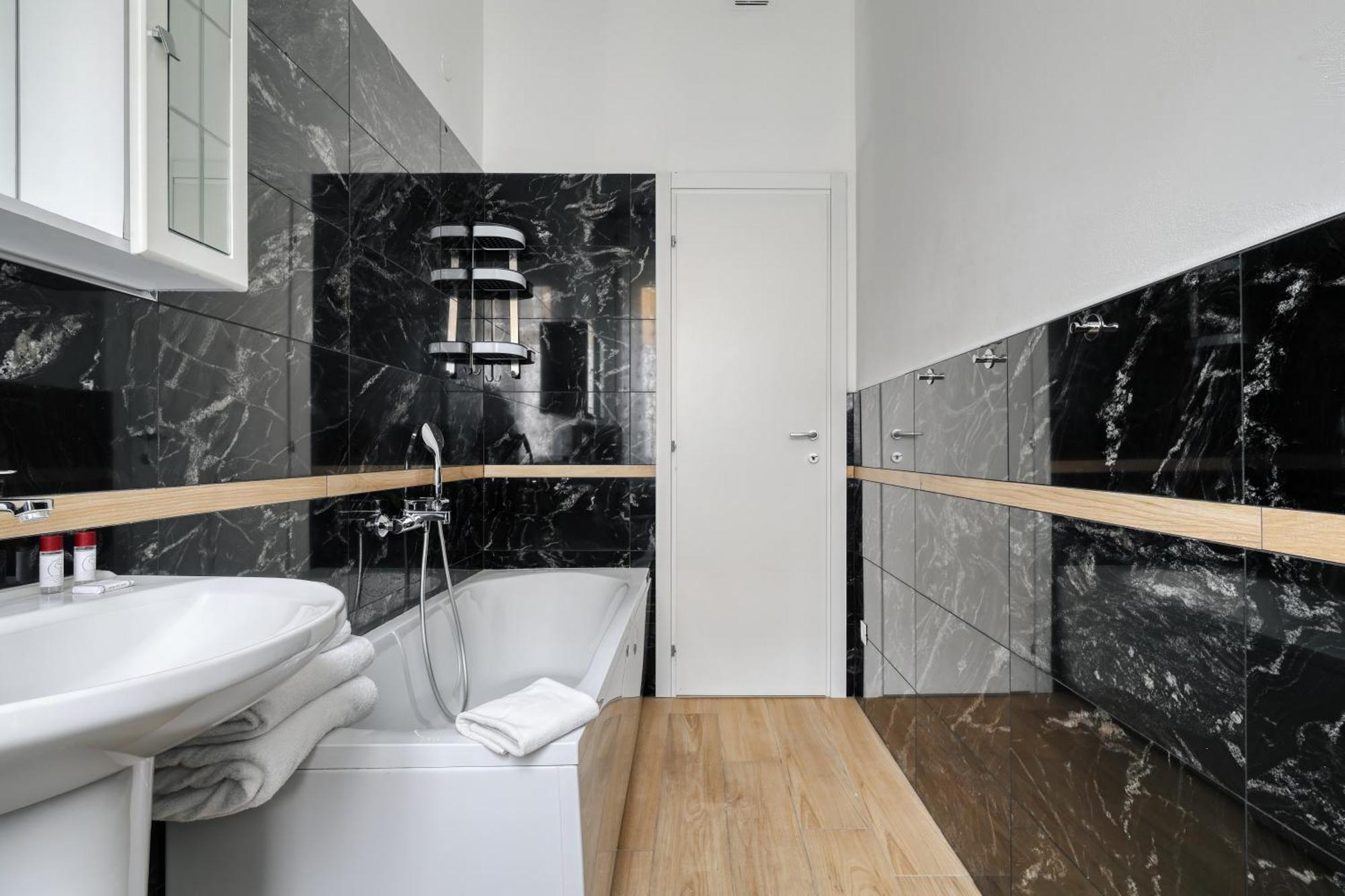 Joivy Chic 3-Bed Flat Near Colonne Di San Lorenzo Milano Eksteriør billede