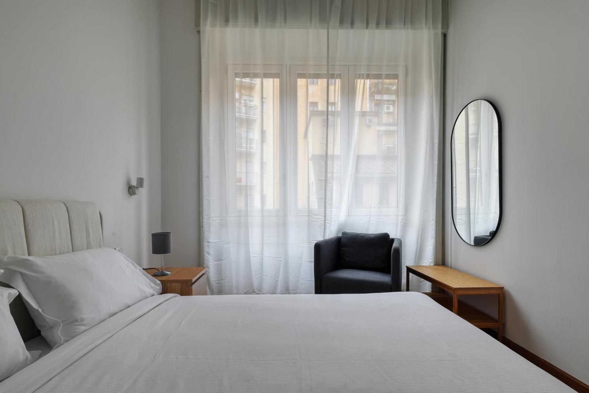 Joivy Chic 3-Bed Flat Near Colonne Di San Lorenzo Milano Eksteriør billede